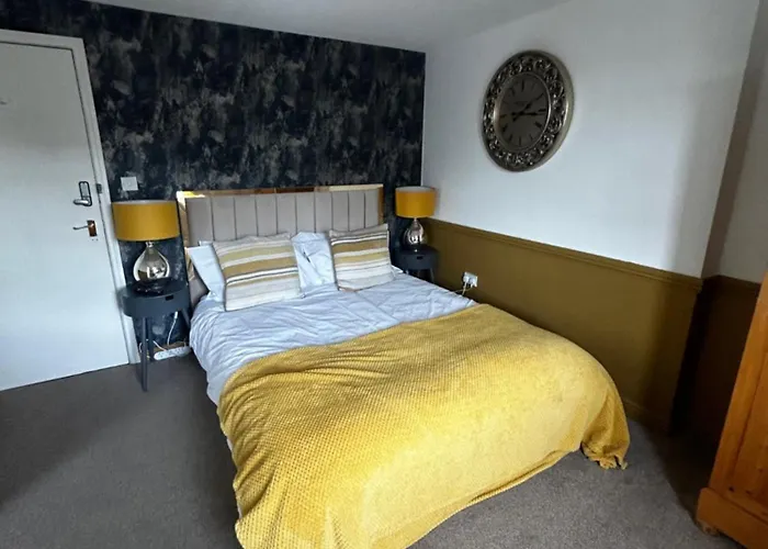 The Golden Lion Hotel *